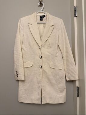 Long Single-Breasted Blazer